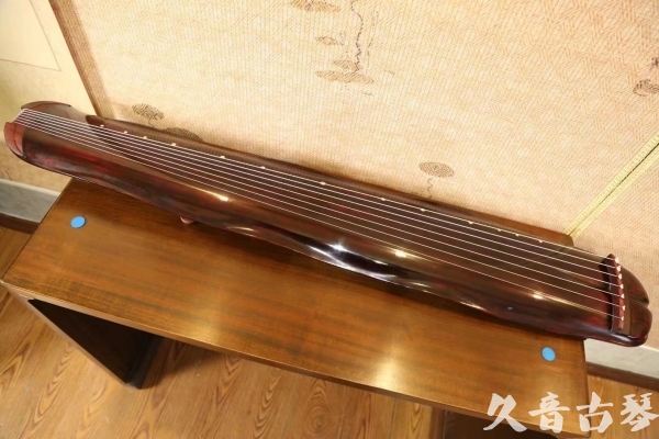 丽江市●久音古琴  ●今日推荐  20230516【收藏级断纹蕉叶】